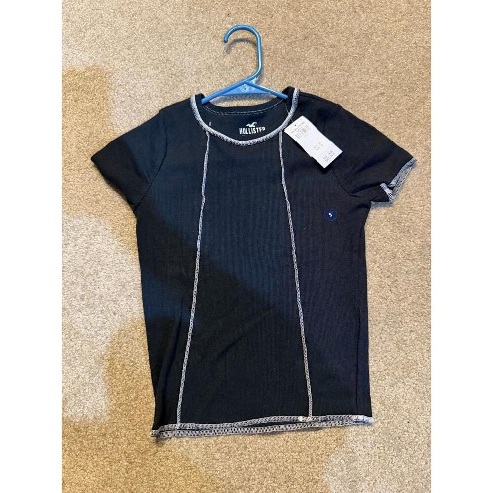 Women's Hollister Black Baby Tee T-Shirt Size Small NWT